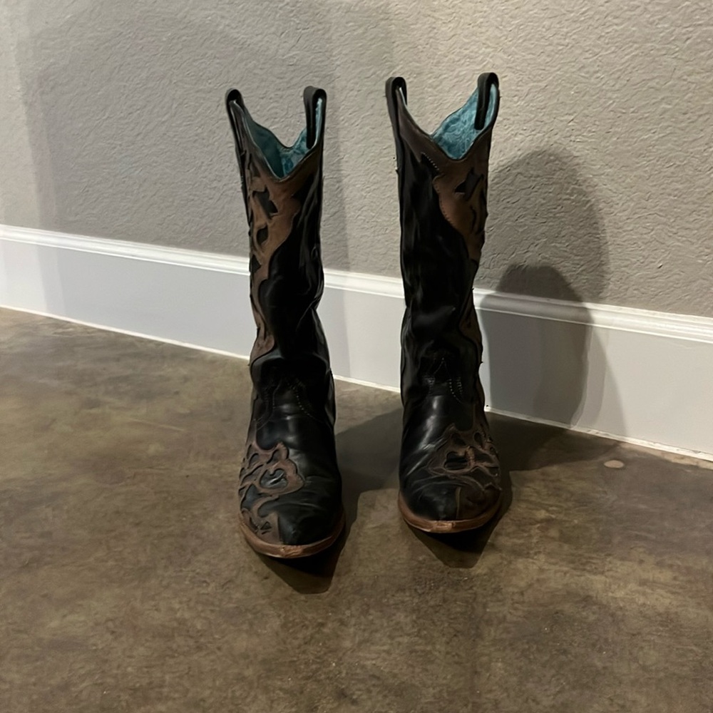 COPY - Corral boots in size 9